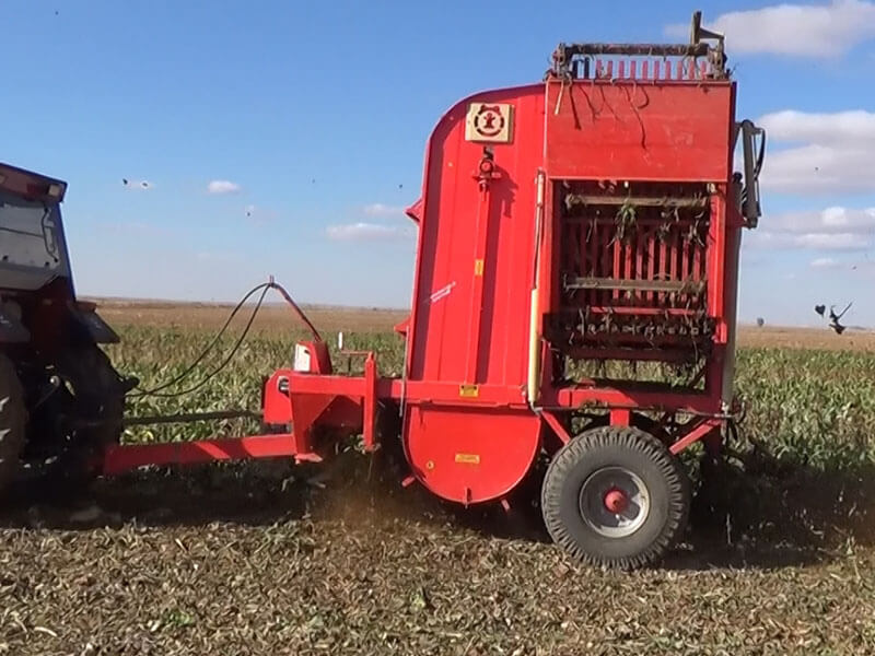 Videos of Sugar Beet Harvester